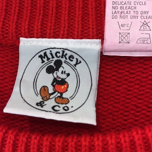 VINTAGE Disney Mickey&Co Donald Duck sweater made in Hong Kong size small - Picture 5 of 15